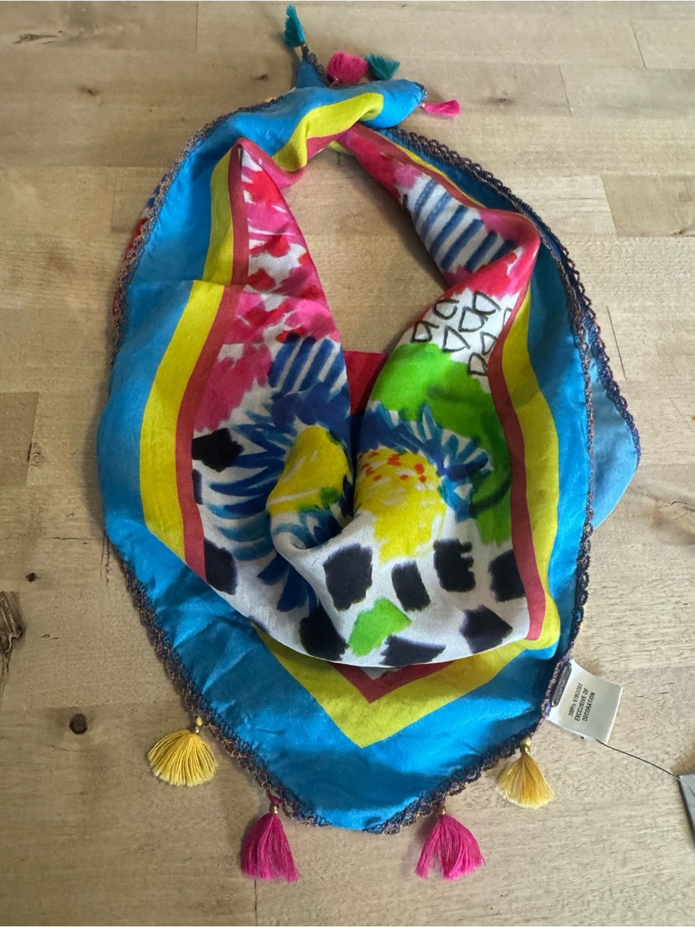 NWT BL-NK Bright Floral colorful scarf head wrap with tassels - Picture 2 of 9